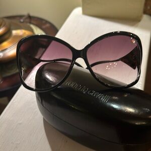 Roberto Cavalli sunglasses in excellent condition